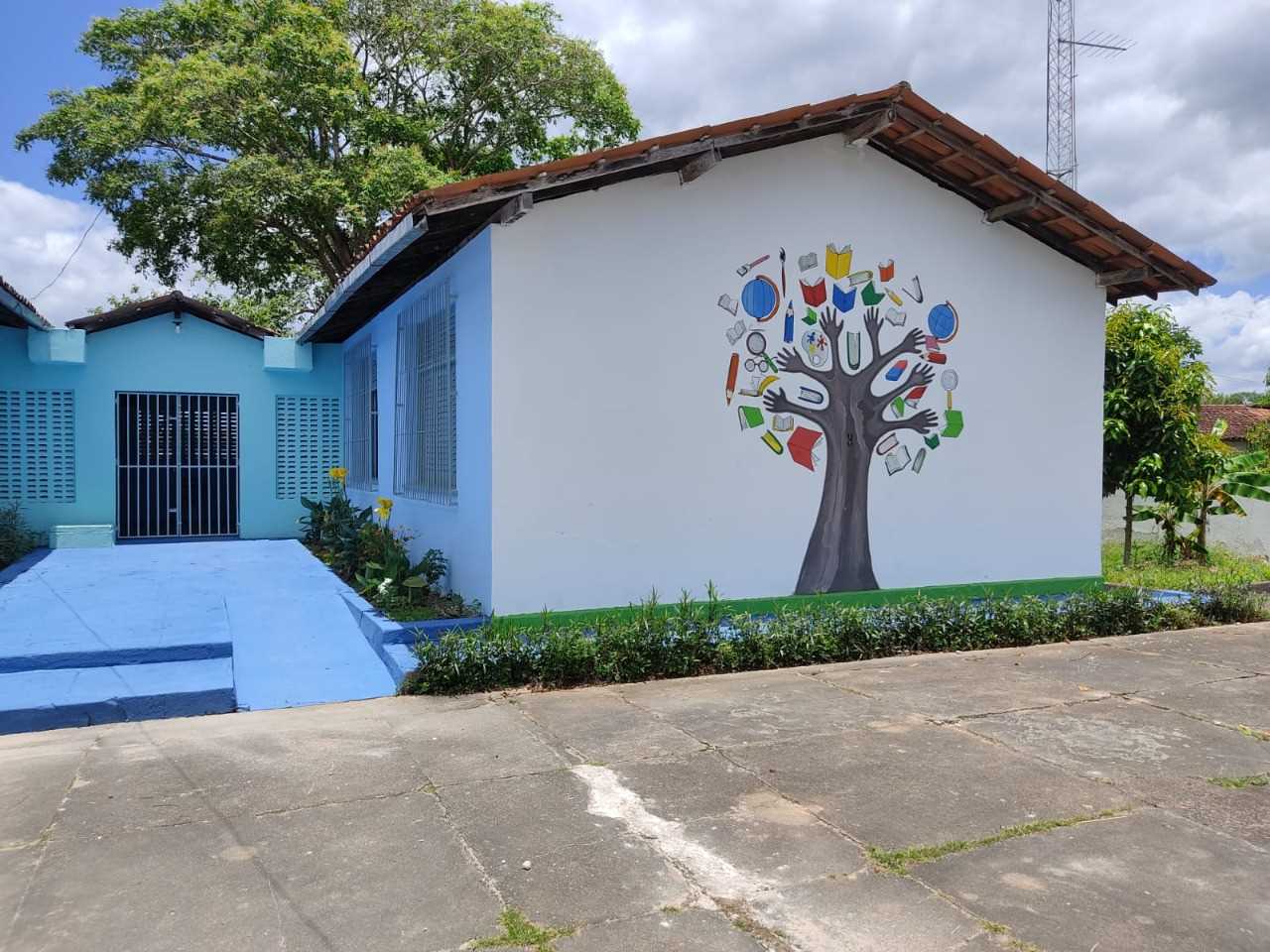 Camacã: Prefeitura realiza reforma na Escola Paulo Souto